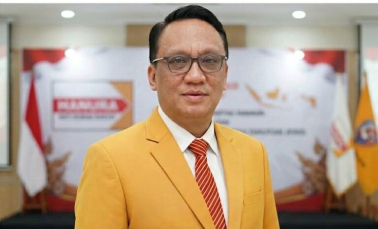 Apriano Ade Saerang